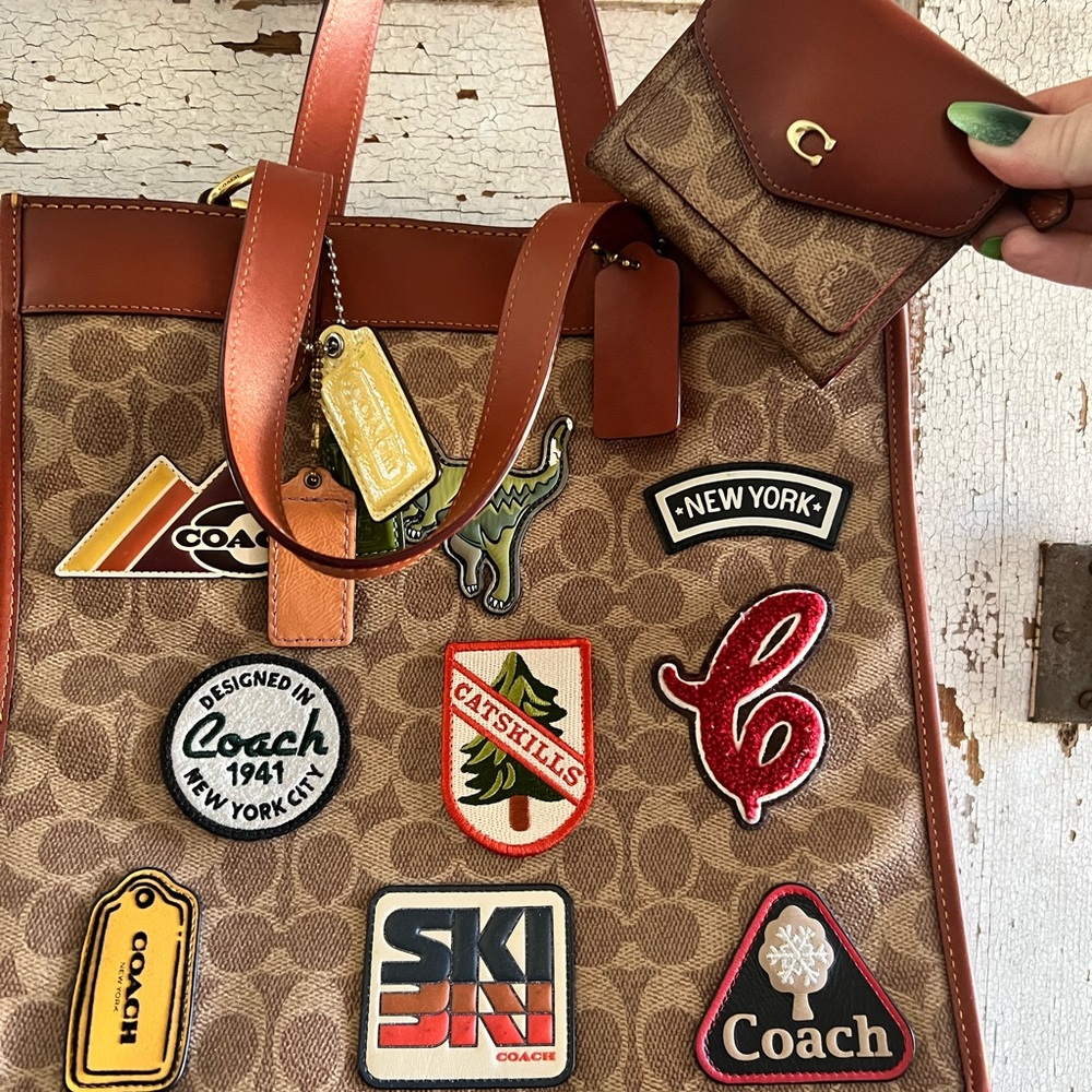 Coach Field Tote Signature Jacquard Canvas with Matching Wallet